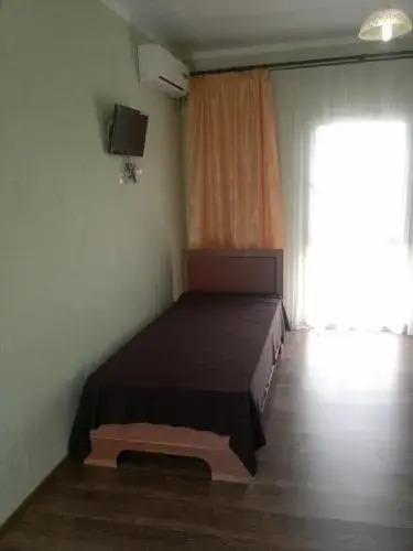 Анапа: Guest house on Magnolii 8
