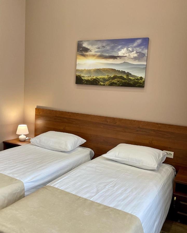 Златоуст: Hotel Nikolskiy