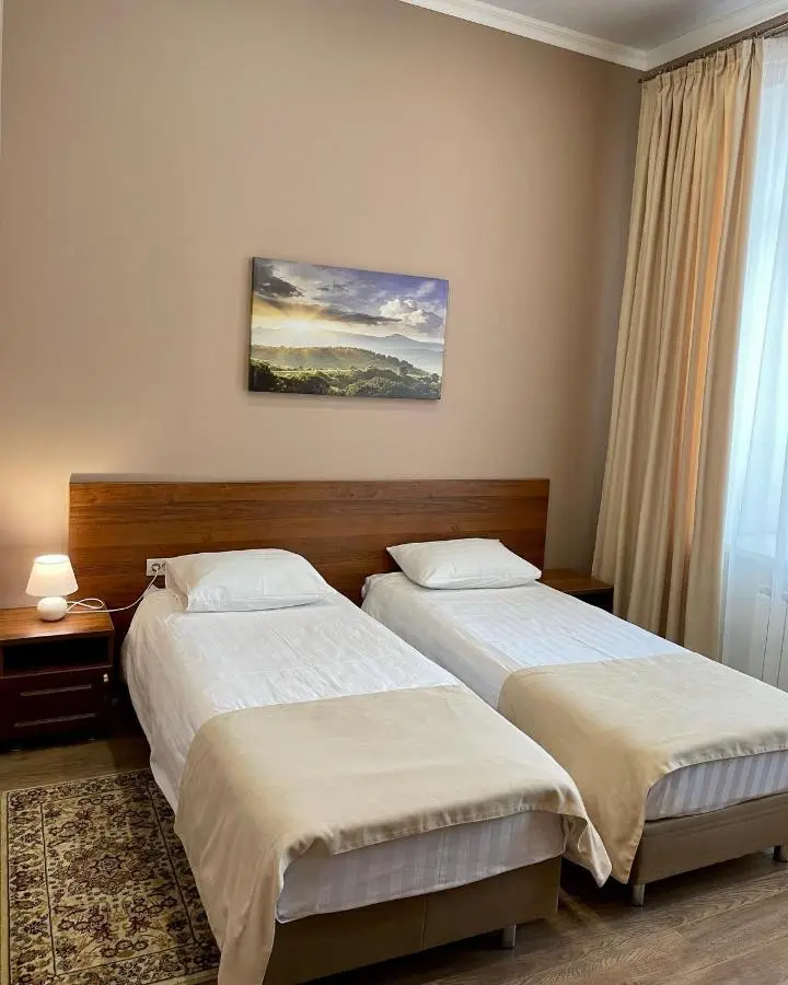 Златоуст: Hotel Nikolskiy