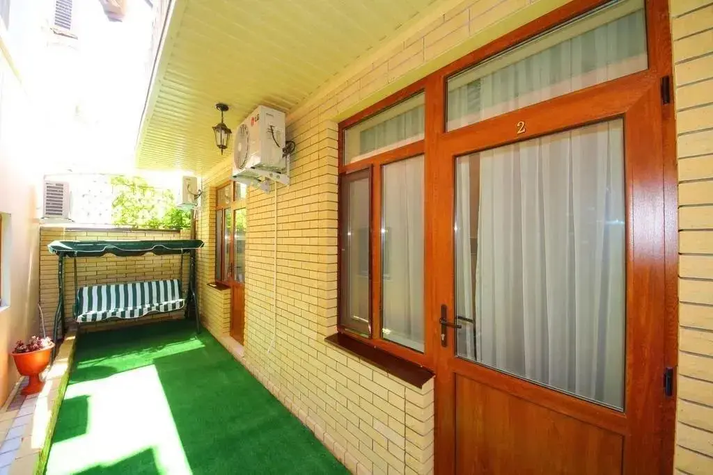 Анапа: Guest House on Turgeneva 172a