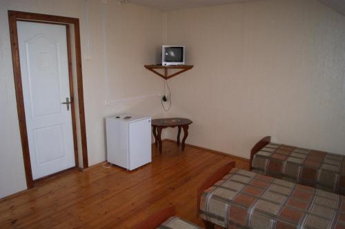 Анапа: Guest House Romanovykh Victoria