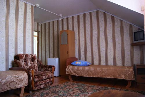 Анапа: Guest House Romanovykh Victoria