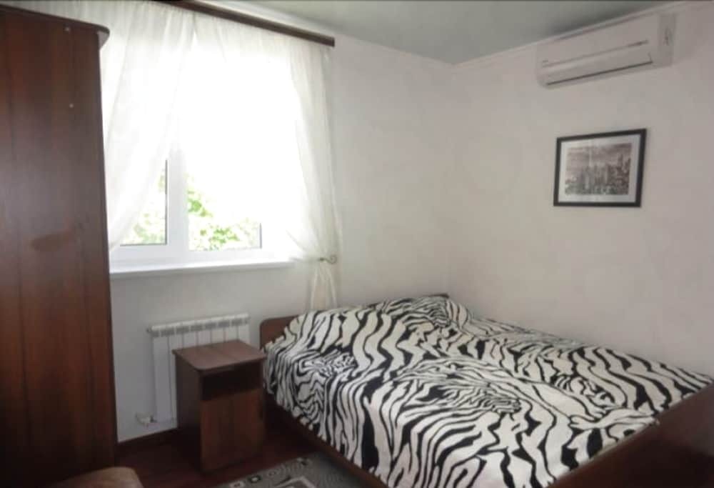 Анапа: Guest House Sever