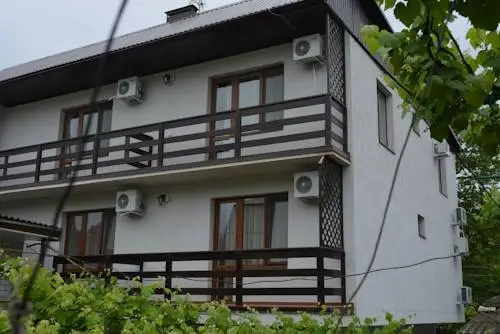 Анапа: Guest House Terskaya 33