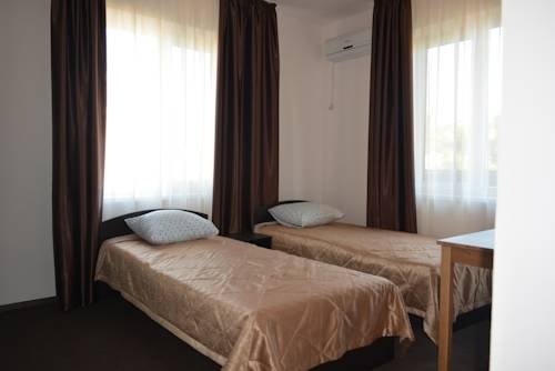Анапа: Guest House Terskaya 33