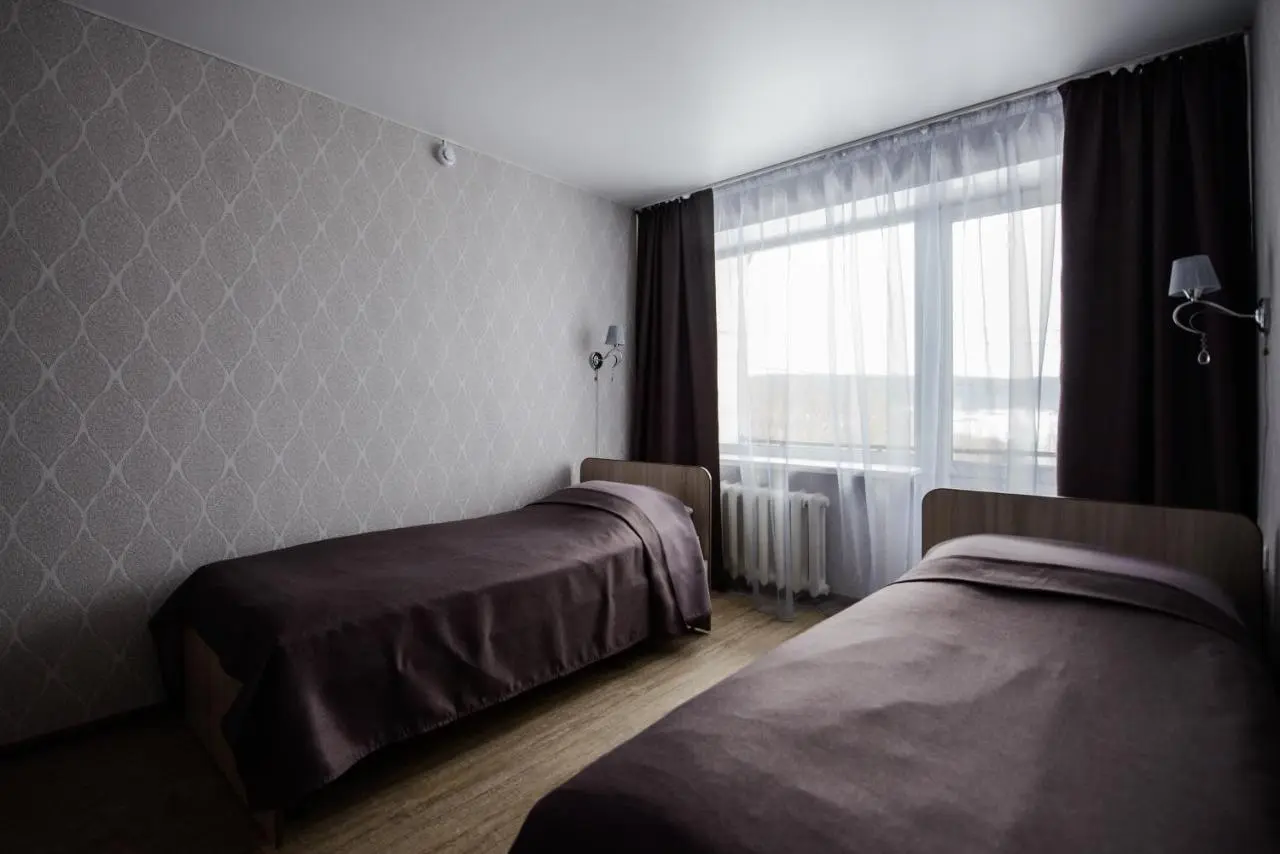 Златоуст: Economy Hotel Taganay