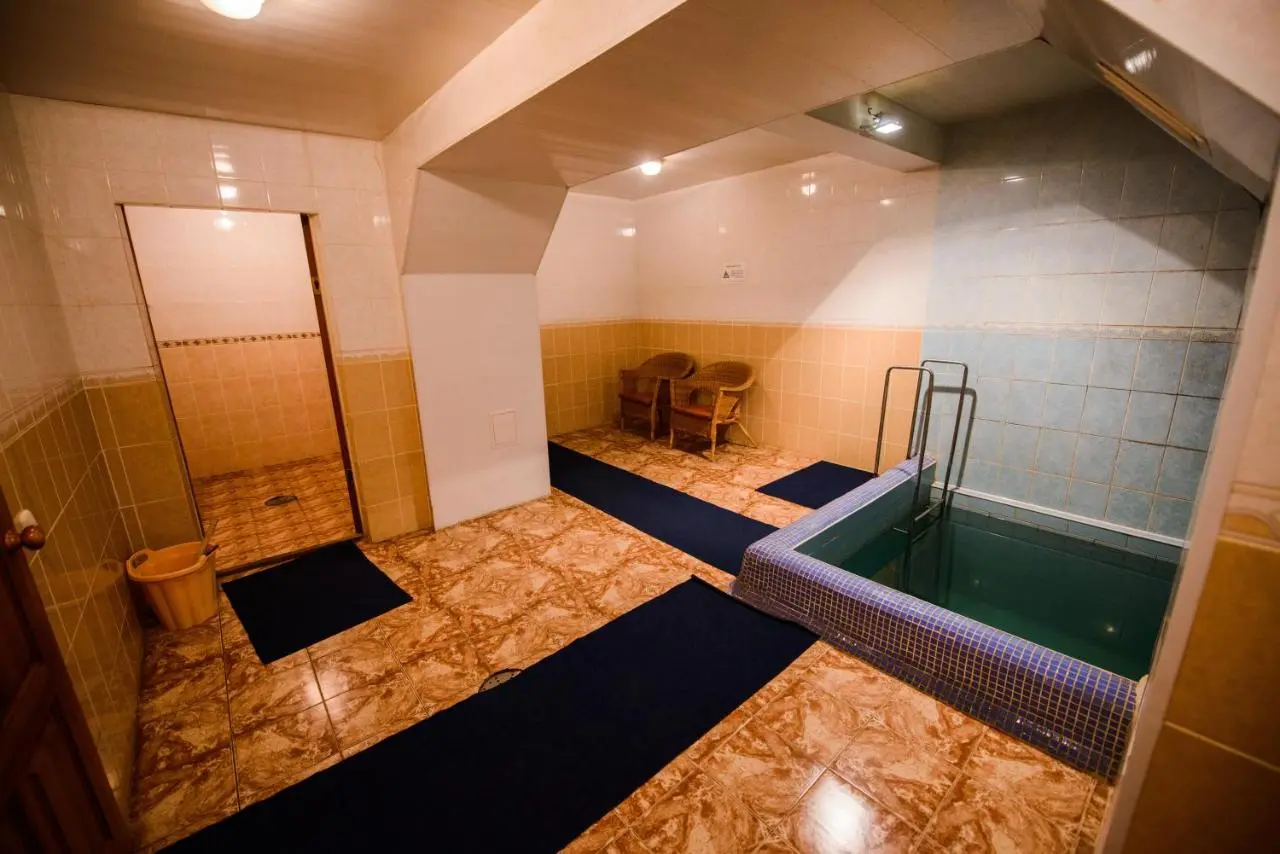 Златоуст: Economy Hotel Taganay