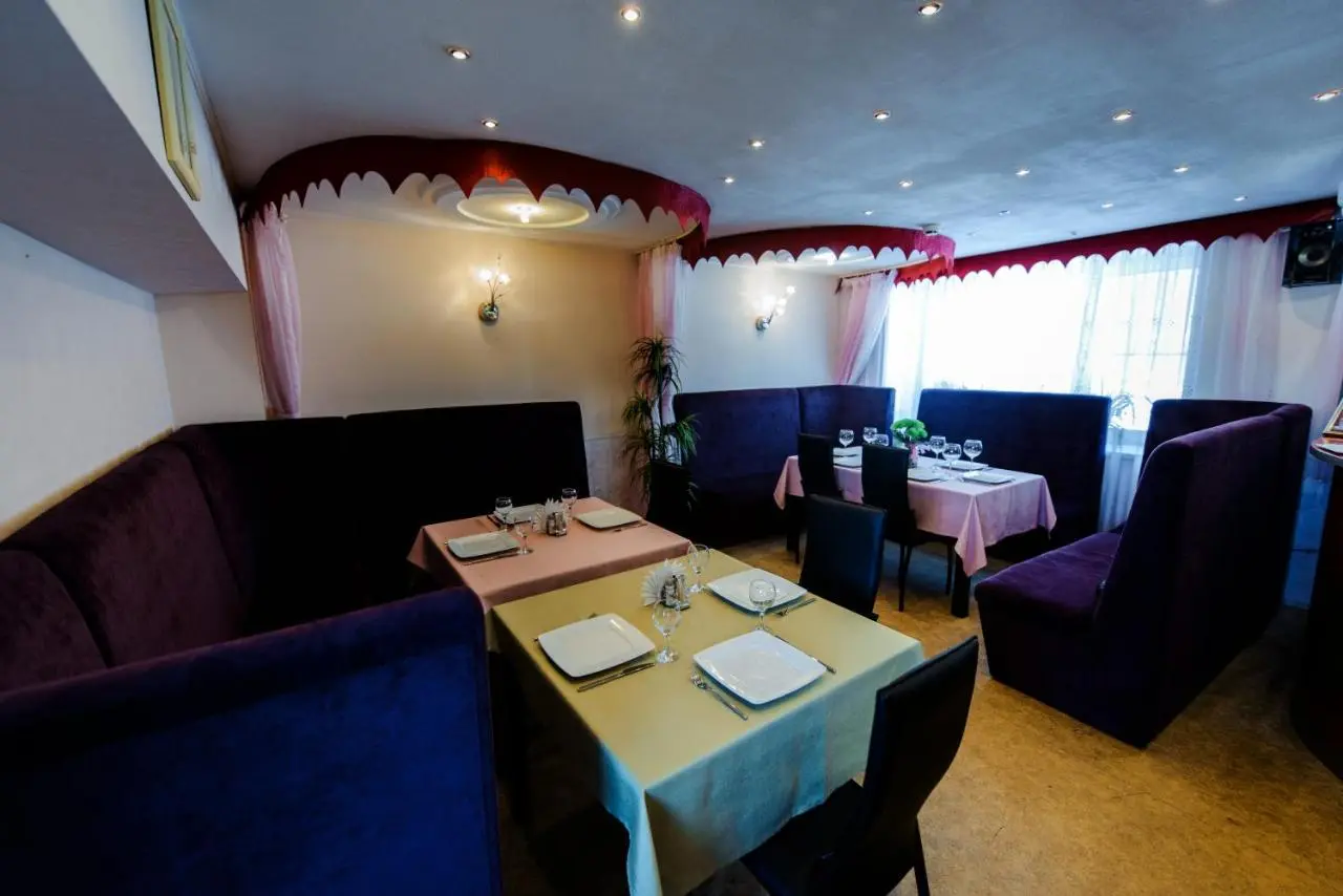 Златоуст: Economy Hotel Taganay
