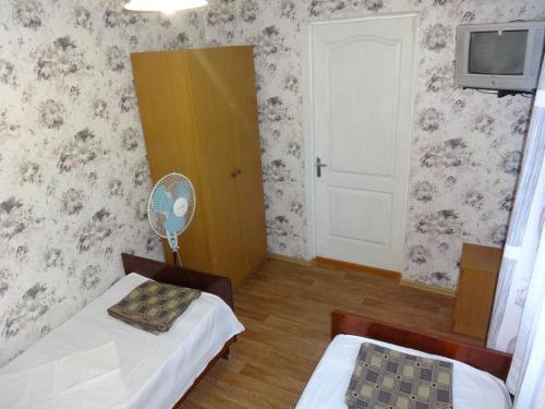 Витязево: Guest house U ivanycha