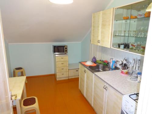 Витязево: Guest house U ivanycha