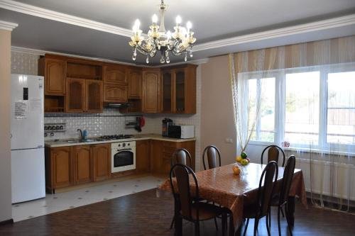 Кабардинка: Guest House U Valentiny
