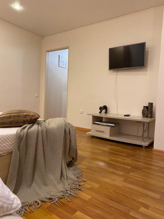 Магнитогорск: Apartment on Pravdy 28/1