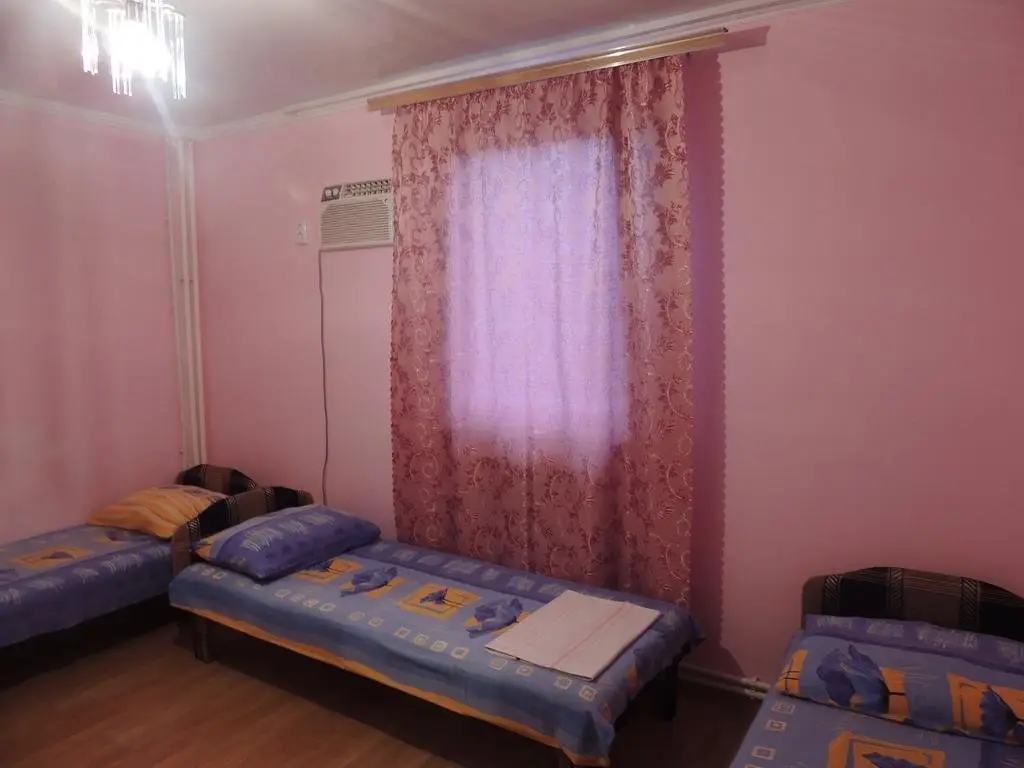 Геленджик: Guesthouse na Lunacharskogo 38