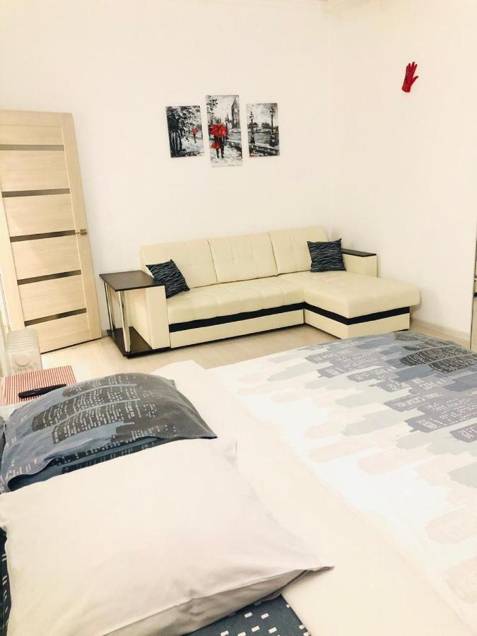 Магнитогорск: Red Room Luxe