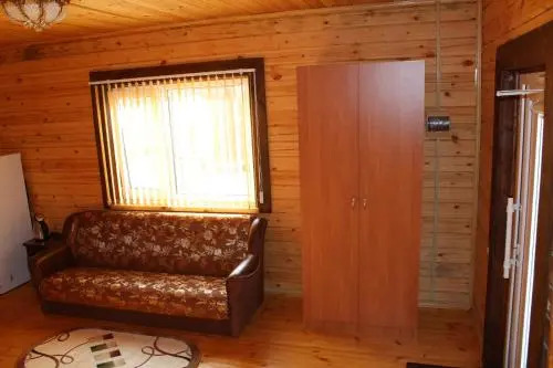 Голубицкая: Guesthouse on Pribrezhnaya 73