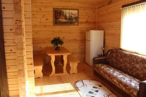 Голубицкая: Guesthouse on Pribrezhnaya 73
