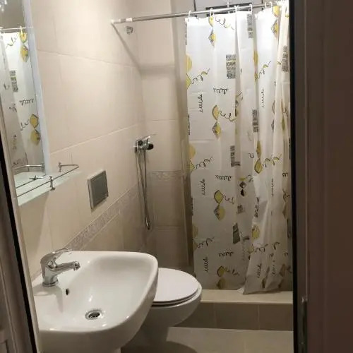 Анапа: Guesthouse on Trudyaschikhsya 2A