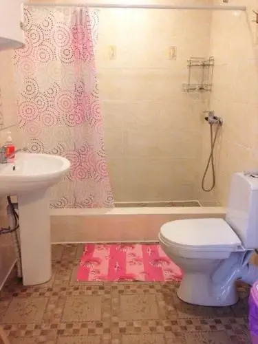 Голубицкая: Guesthouse Tatiana