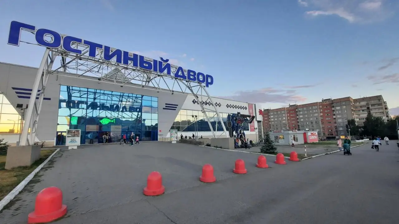 Магнитогорск: Apartment on Karla Marksa 159