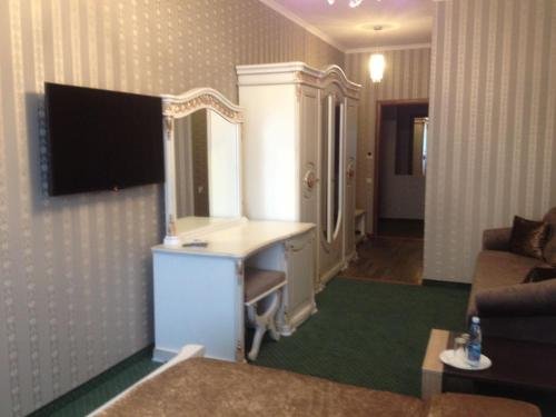 Полтавская: Park Hotel Uyut V Poltavskoy