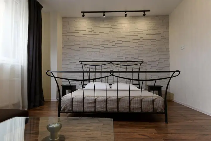 Калининград: Apartment on Sovetskiy Avenue, 81