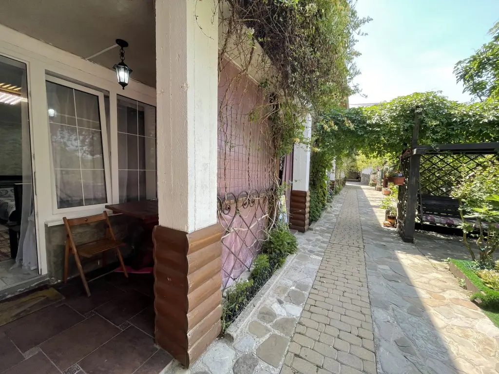 Архипо-Осиповка: Hotel Yugomore