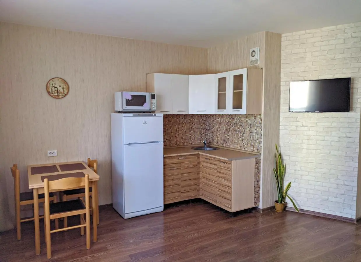 Челябинск: Studio on Molodogvardeytsev 76, Academ Riverside