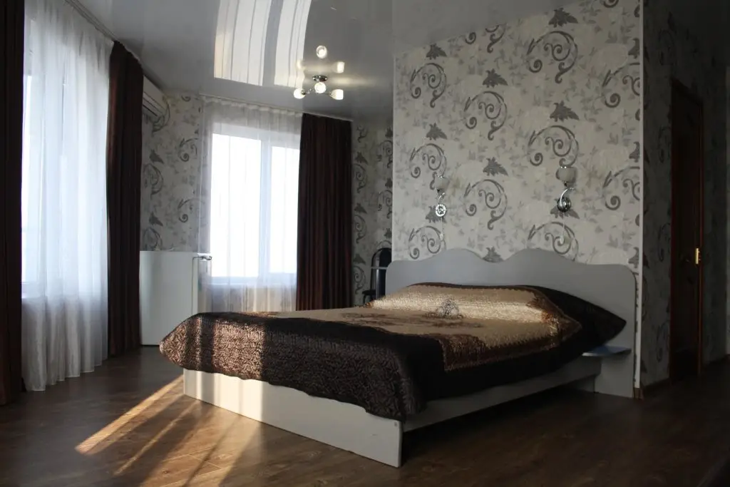 Новороссийск: Gostinitsa Korsar