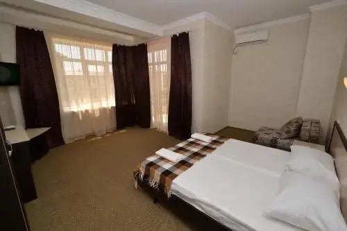 Витязево: Lazurit Guesthouse