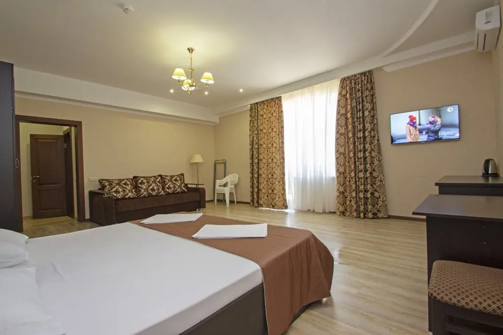 Анапа: Отель LUXURY HOUSE