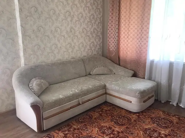 Златоуст: 1 комнатая квартира, Гагарина 8 линия 16