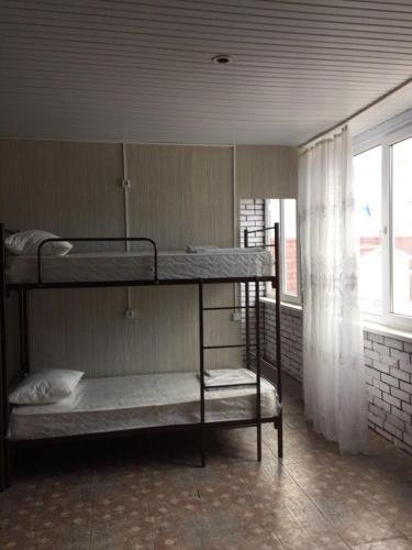 Геленджик: Mango Na Lunacharskogo Hostel