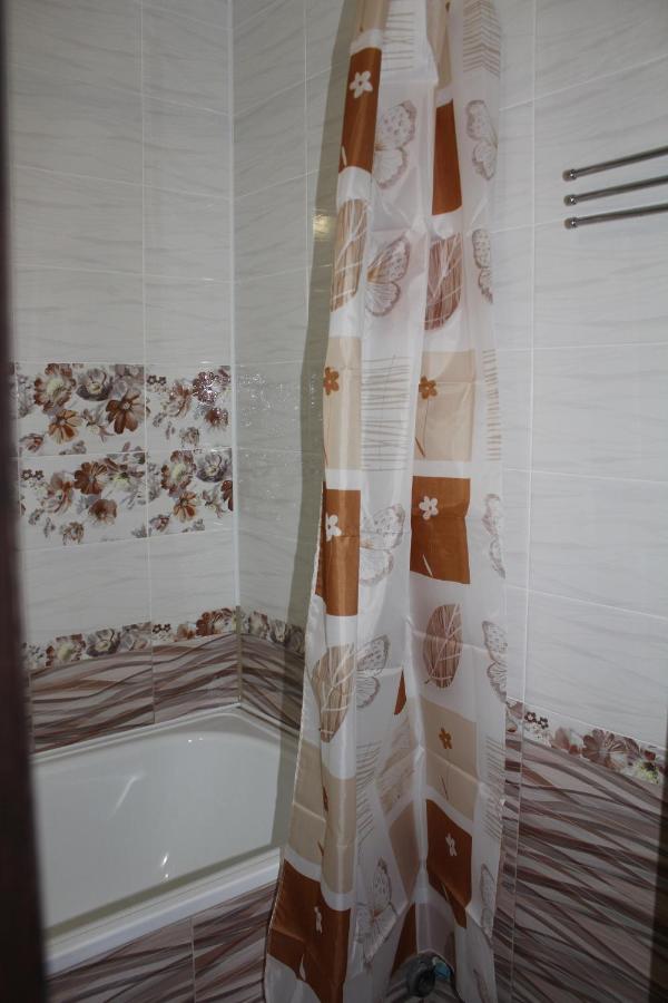 Миасс: Apartments Likhachyova 35