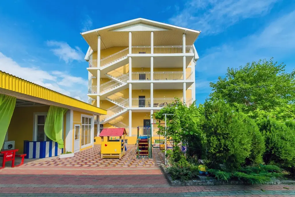 Геленджик: Guest House Naira