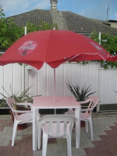 Анапа: Guest House Nash Dom