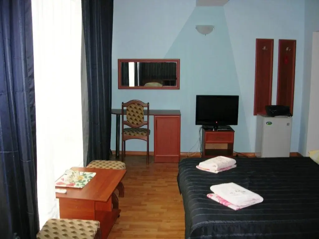 Анапа: Flora Inn