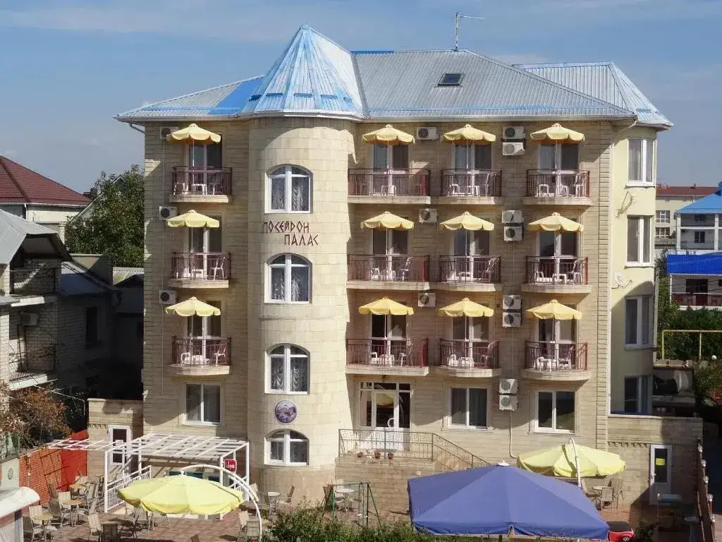 Отель Посейдон Палас — фото 1