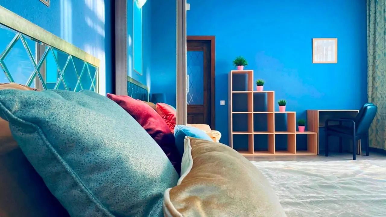 Челябинск: InnHome Apartments Площадь Революции