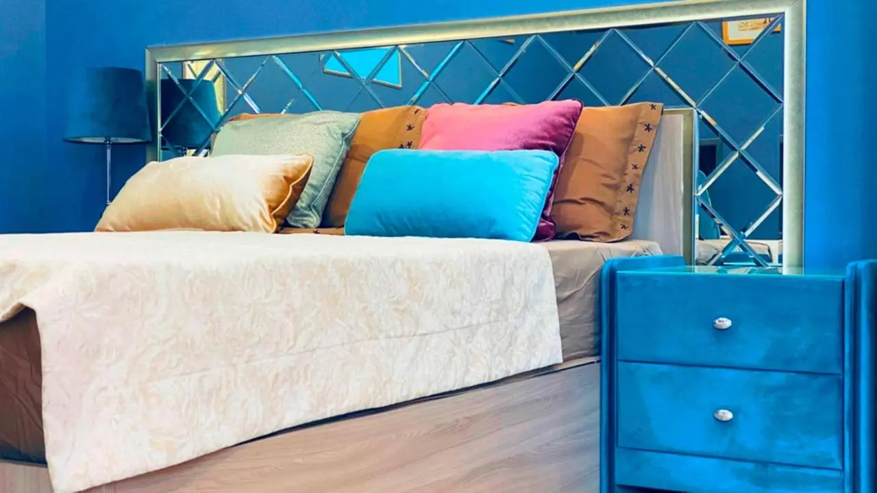 Челябинск: InnHome Apartments Площадь Революции