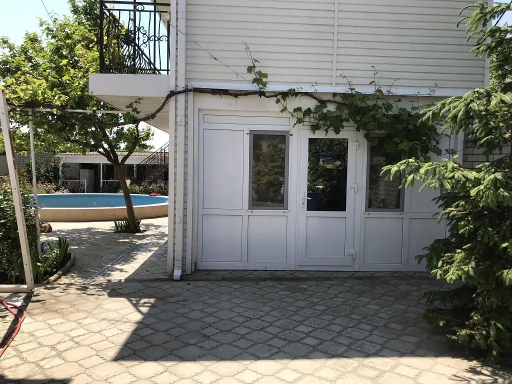 Витязево: Guest House Zdorovie