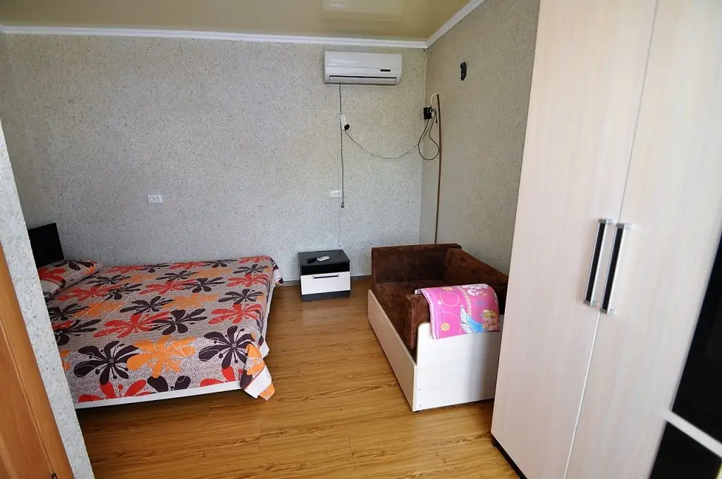 Витязево: Guest House Zdorovie