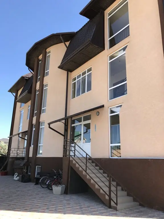 Пересыпь: Guest House Semeyniy