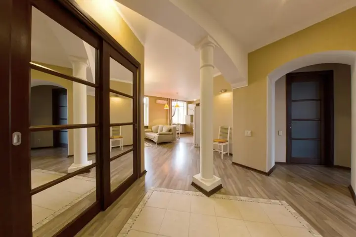 Челябинск: Апартаменты InnHome Elegance de Lux