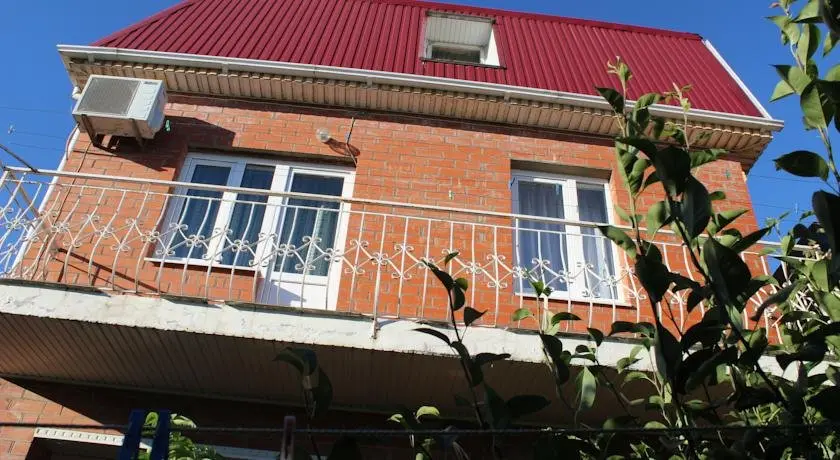 Геленджик: Гостевой дом у Михаила