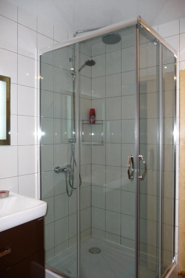 Сатка: Apartment on 1 May 2