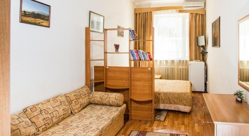 Геленджик: Белый Дом