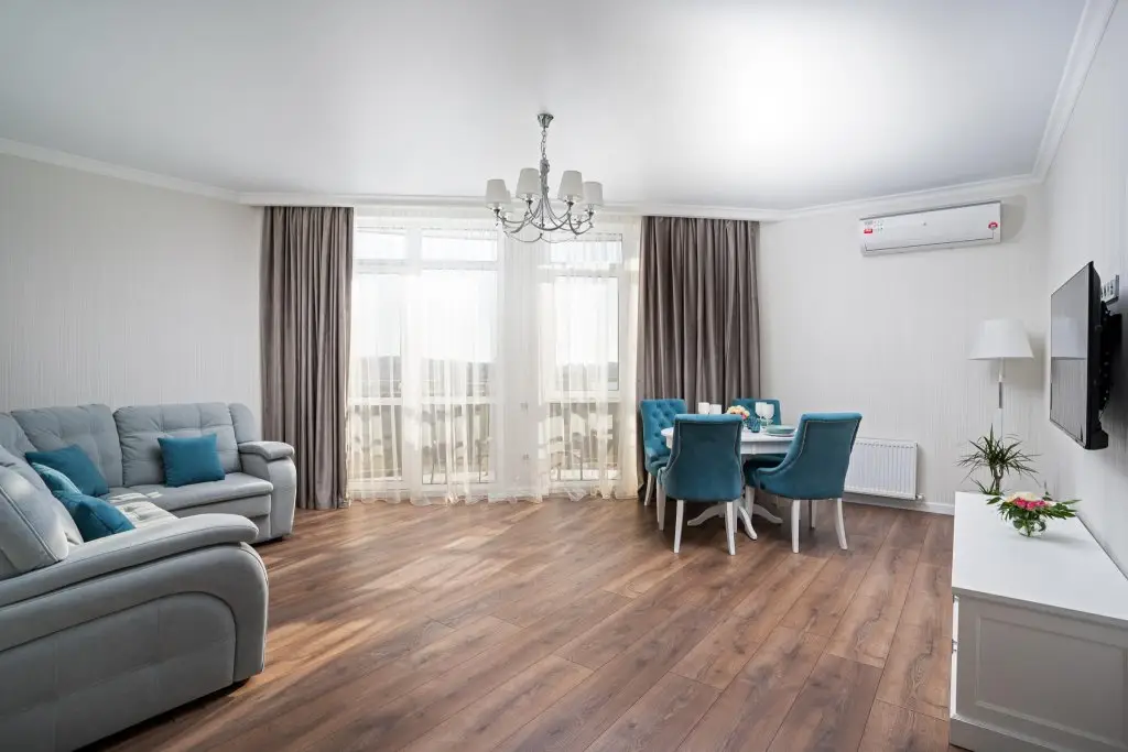 Геленджик: Wolf Apartments (Вольф Апартментс) на улице Халтурина
