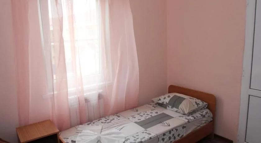 Витязево: Guest House Yuzhnoye More