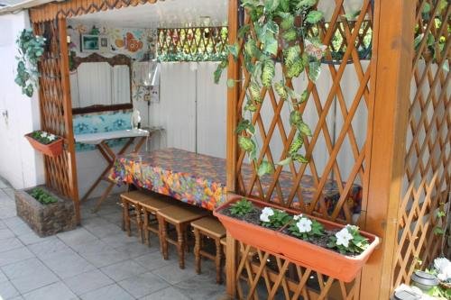 Витязево: Guest House Zelenyy dvorik