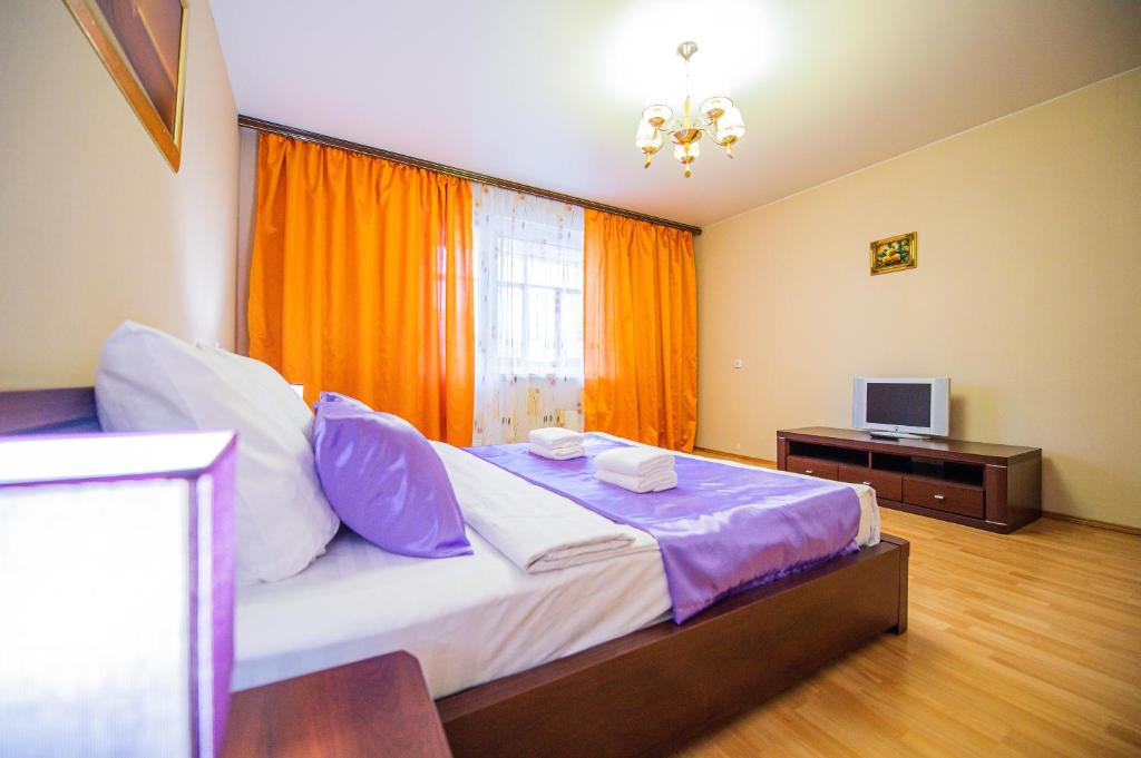 Челябинск: Pyat' Zvyozd Maksimalnyij Komfort Apartments